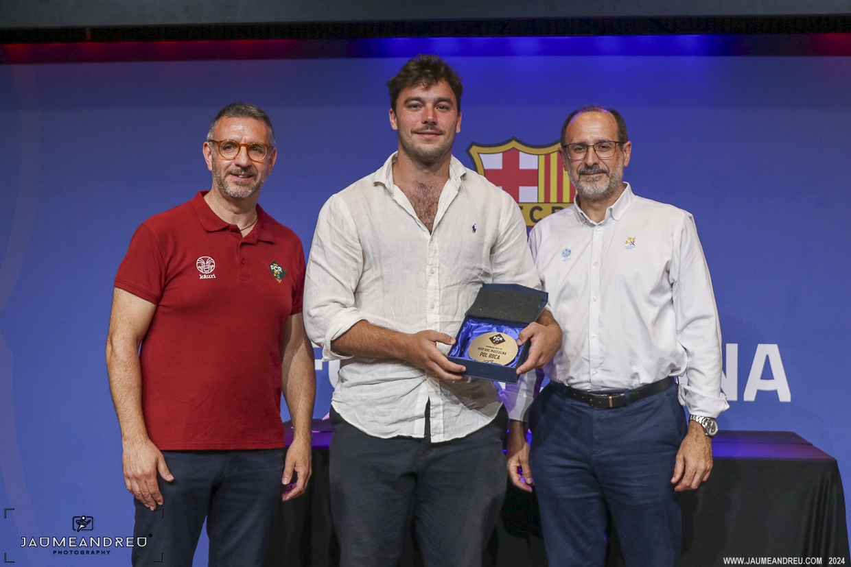 Pol Roca, el MVP de la DHC Masculina de la temporada 2023/24. Jaume Andreu. 489957289_1269893638039474_7408947055904215987_n